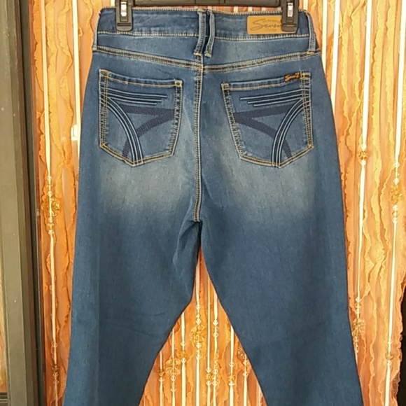 Jeans - Picture 4 of 4